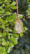 Load and play video in Gallery viewer, Green Agate (Brass Wire)
